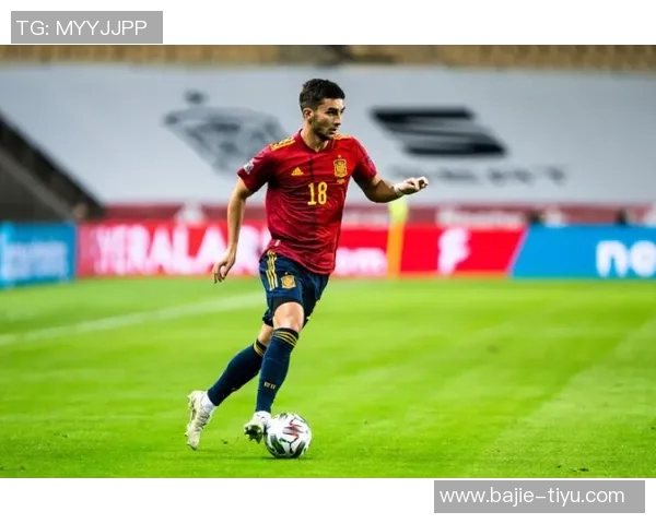 英媒报道卡拉菲奥里因髋部伤缺席下轮世预赛独自训练 英媒报道卡拉菲奥里因髋部伤缺席下轮世预赛独自训练